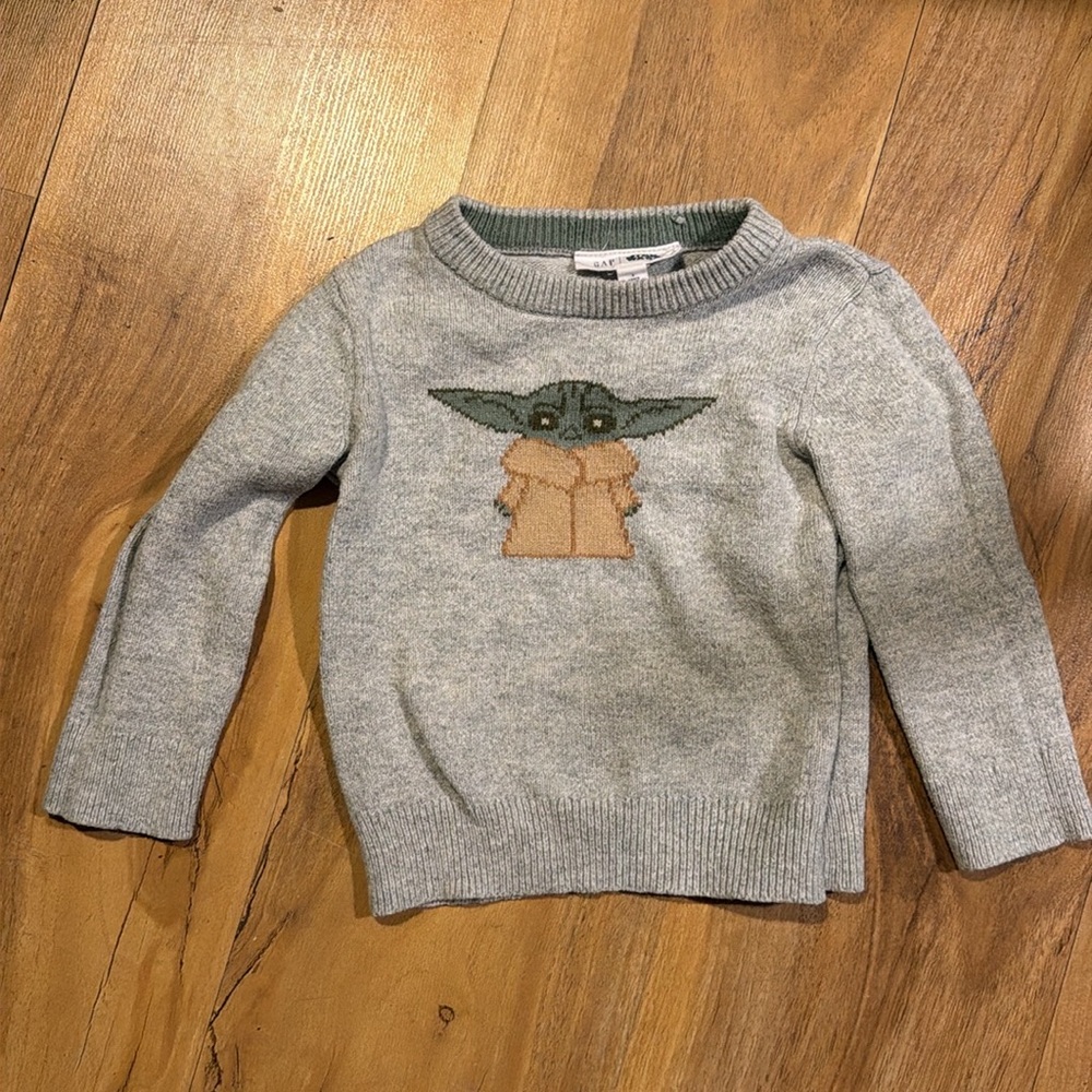 Gap Star Wars yoda sweater
